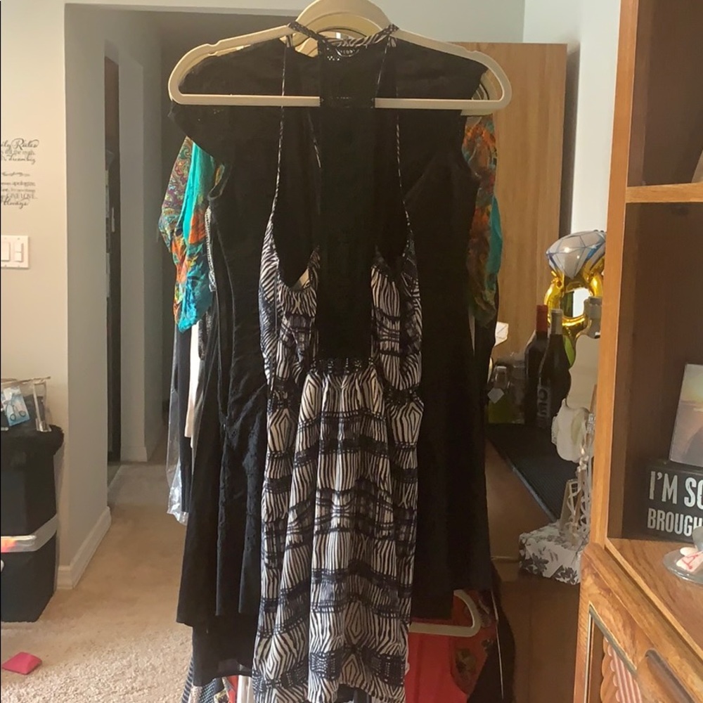 Dress - Picture 2 of 3